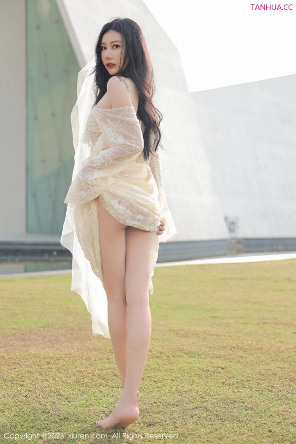 尹甜甜  [XiuRen]高清写真图 2023.02.22 No.6303 尹甜甜 万宁旅拍第17张图片